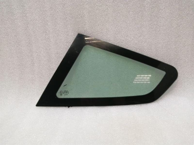 ASTON MARTIN VANTAGE V12 RLH quarter Glass 6G33-C29751-BA Türscheibe ¼ Hinten Li