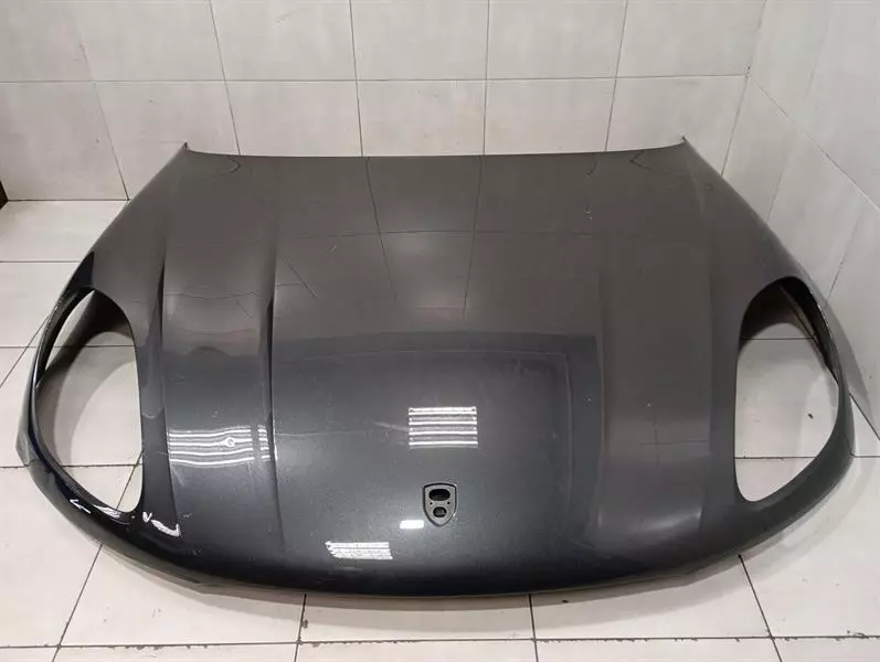 PORSCHE MACAN 95B Bonnet 95B823031 Motorhaube