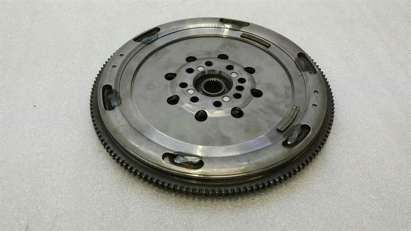 MERCEDES C Class W205 C350e Flywheel A2740300000 ANLASSERKRANZ ZAHNKRANZ M274
