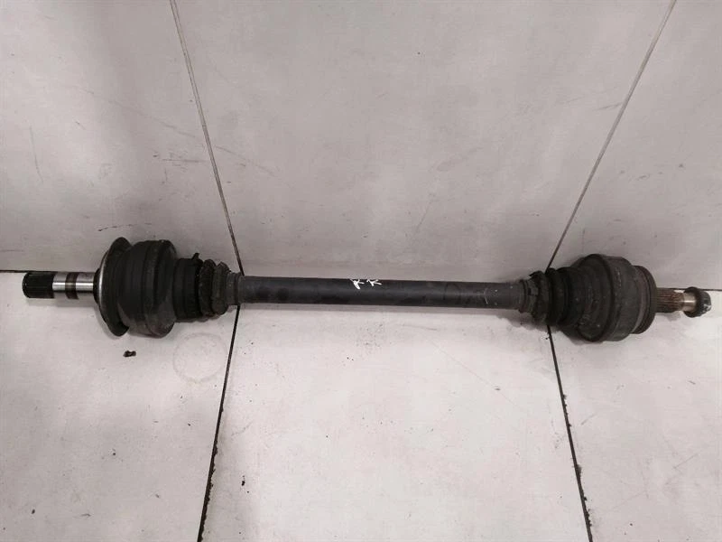 MERCEDES S63 AMG W221 Antriebswelle Hinten Rechts A2213503610 Rear Right Shaft