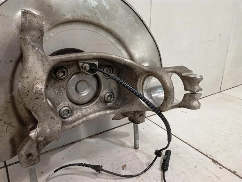 BMW 4 M4 G82 G22 RWD Right Front Hub 31 20 8095664 Radlagergehäuse Vorne Rechts - Image 5