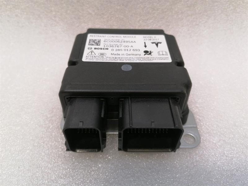TESLA MODEL X 75D Safety Module ECU 1036767-00-A Airsteuergerät SRS