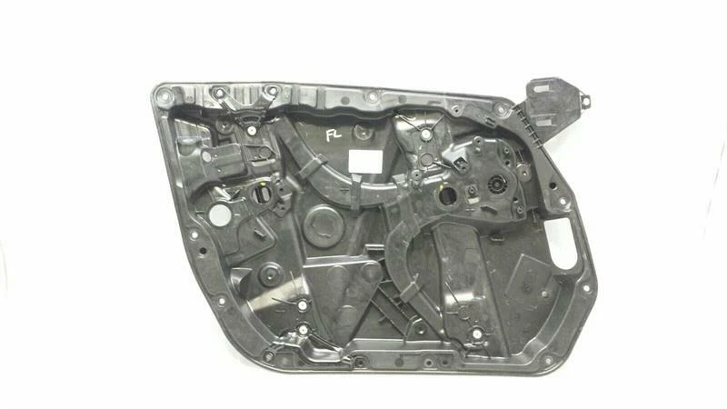 MERCEDES C Class W205 Left Front Door Winder A2057204923 Fensterheber vorne link