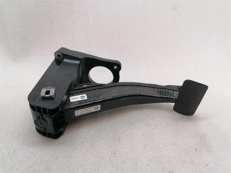 PORSCHE TAYCAN 9J 9JA723031A  BREMSPEDAL BRAKE PEDAL CARBON