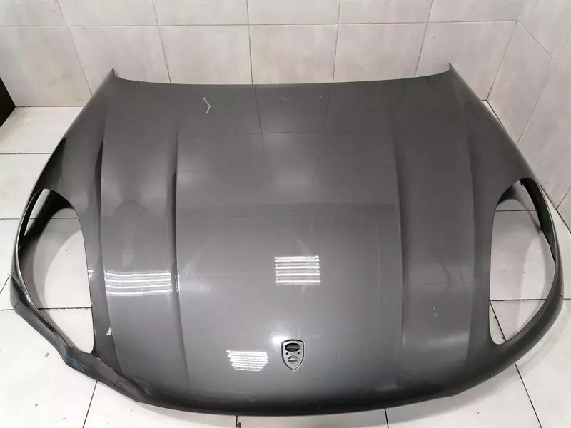PORSCHE MACAN 95B Bonnet 95B823031 Motorhaube
