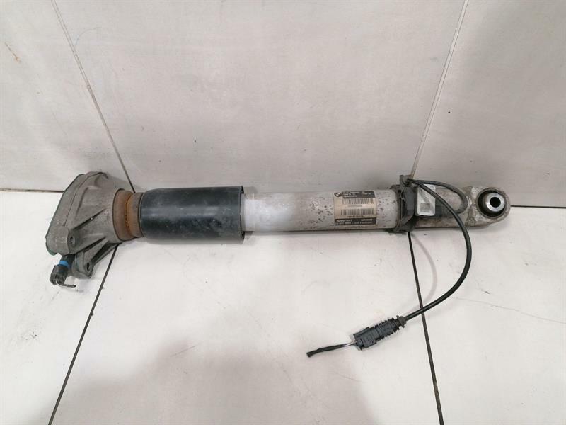 BMW M4 F82 Shock Absorber Rear RIGHT  33522284910 Stossdämpfer Hinten Rechts EDC