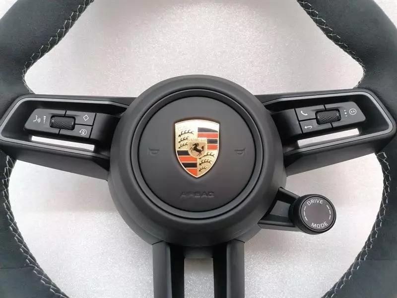 PORSCHE TAYCAN 9J Steering Wheel ALCATARA 36 CM Lenkrad - Image 3