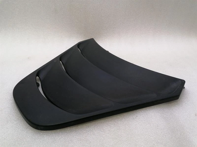 McLaren 720S Coupe 14A458CP ENGINE BAY COVER - Image 3