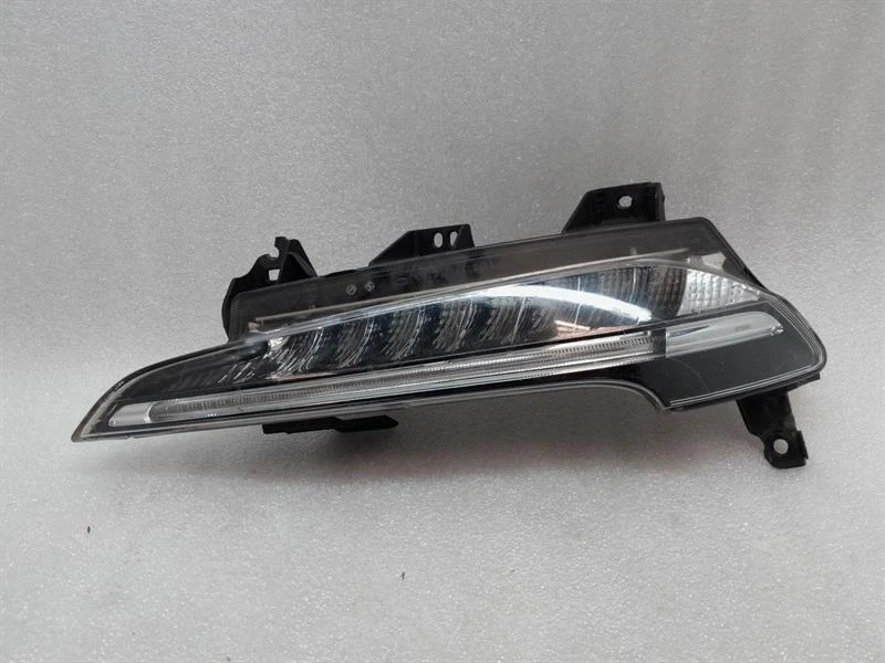 PORSCHE 911 991 DRL Daytime Running Light99163115180 LEFT DEFECTS Tagfahrlicht - Image 2