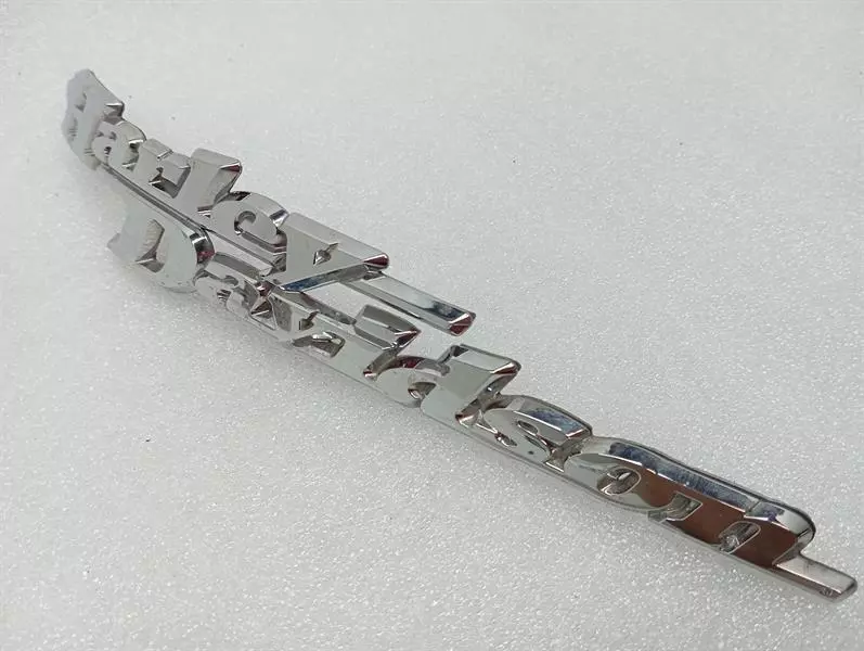 HARLEY-DAVIDSON 61830-08 61831-08 FUEL TANK EMBLEM SET LOGO BADGES RIGHT LEFT - Image 4