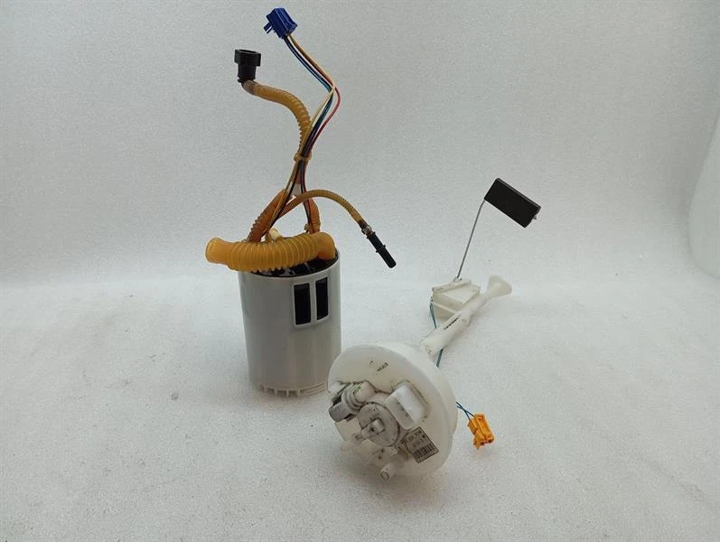 PORSCHE 911 997 GT3 MK1 Fuel Pump Electric 99720142101 c4 rhd Kraftstoffpumpe