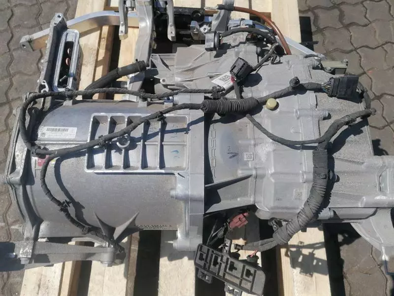 AUDI E-TRON GT Engine 9J1901153D MOTORHINTEN REAR DRIVE UNIT PORSCHE TAYCAN 4S - Image 6