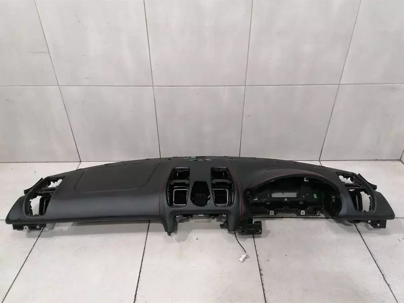 PORSCHE BOXSTER 981 Dashboard 98155231100 RHD RECHTSLENKER LEATHER