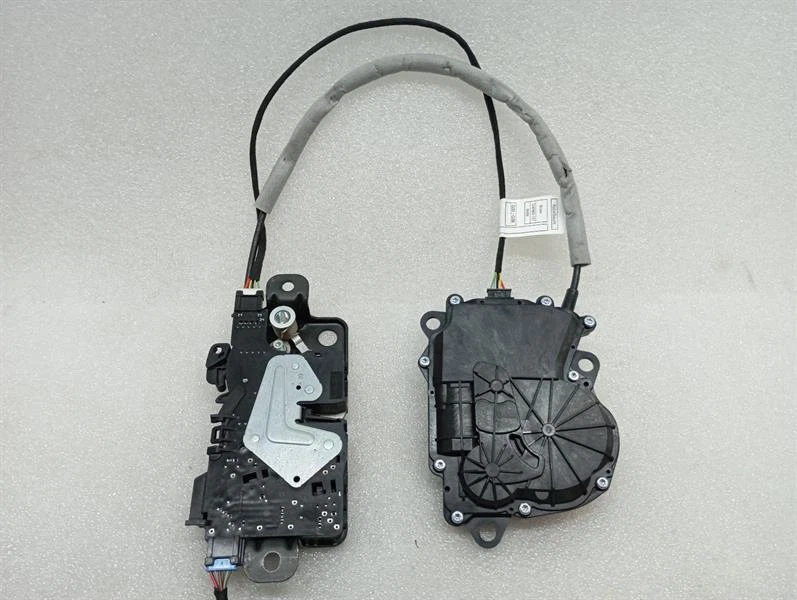 BMW 3 Series M3 G80 G20 Boot lock 744101412 Heckklappe Schloss - Image 5