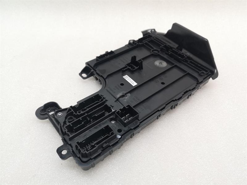 TESLA MODEL 3 STANDARD RANGE Left Comfort module 1567455-02-D Steuergerät Links