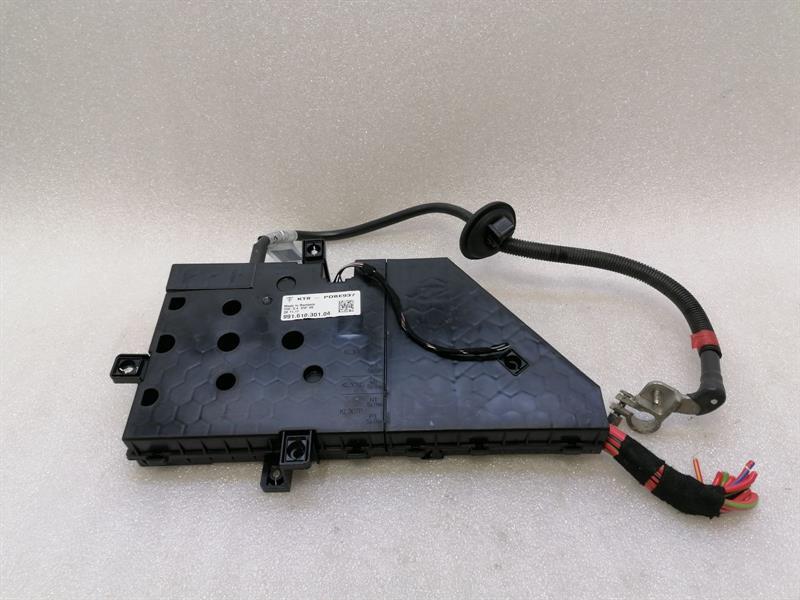 PORSCHE BOXSTER 718 Fuse Box 99161030104 Sicherungskasten