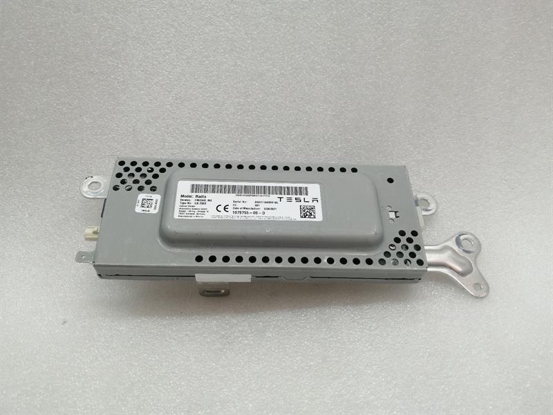 TESLA MODEL 3 STANDARD RANGE Electronic module 1079755-00-D Steuergerät DAB FM