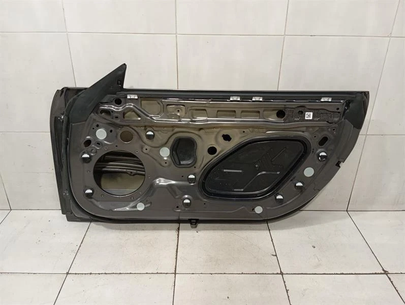 PORSCHE 911 992 Right Front Door 992831052 Tür Vorne Rechts DEFECTS - Image 5