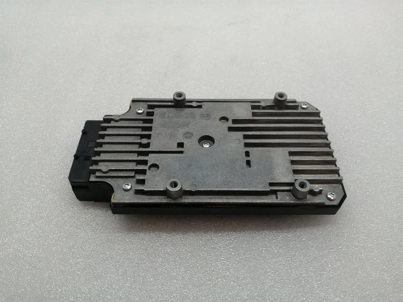 PORSCHE TAYCAN 9J Active Suspension Control Module 9J1907553L Steuergerät - Image 3