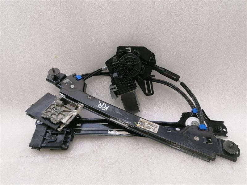 TESLA MODEL X 75D Right Rear Door Winder 1028821-00-C Fensterheber hinten rechts