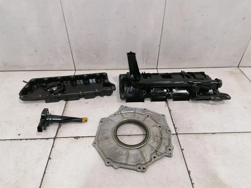 MERCEDES C Class W205 Oil sump A1771800751 ÖLWANNE