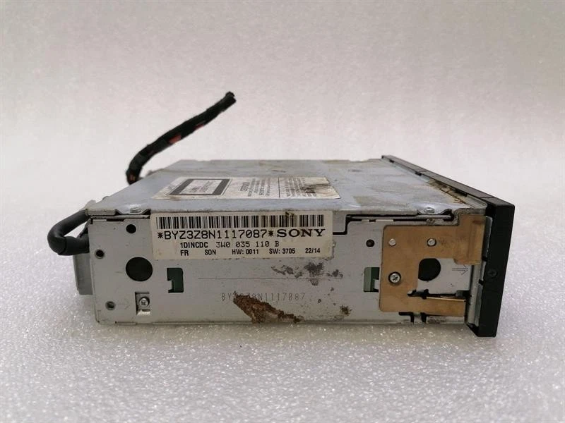 BENTLEY CONTINENTAL GT V8S CD changer 3W0035110B CD-Wechsler - Image 4