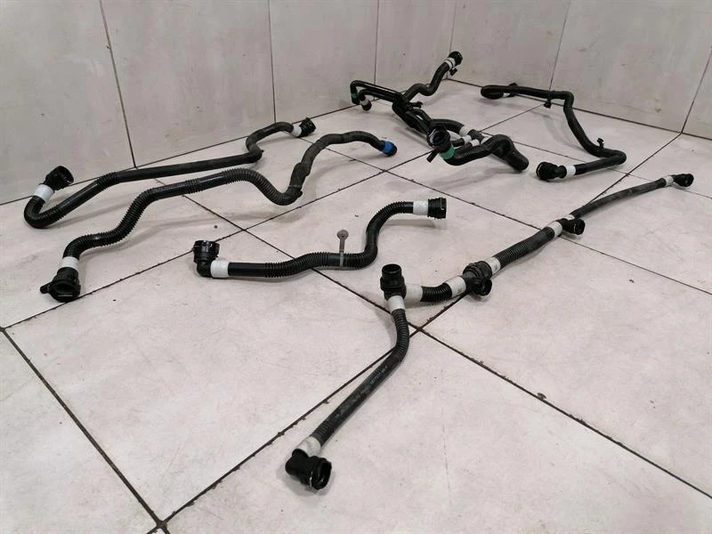 TESLA MODEL 3 Cooling Pipe RWD  15047351-00-B Kühlwasserschlauch Schlauch - Image 7