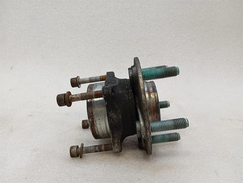 ASTON MARTIN VIRAGE MK2 Left Rear Hub 4G43-2B663-AD Radlagergehäuse Hinten Links - Image 6