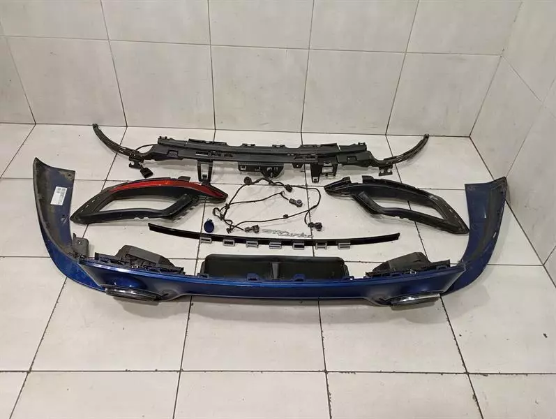 PORSCHE 911 992 Rear Bumper 992807983 Hinten Stoßstange VM2 Sport Design Package